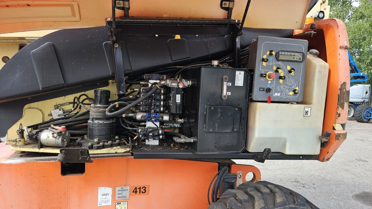 Sold - Telescopic Boom Lift - View 5